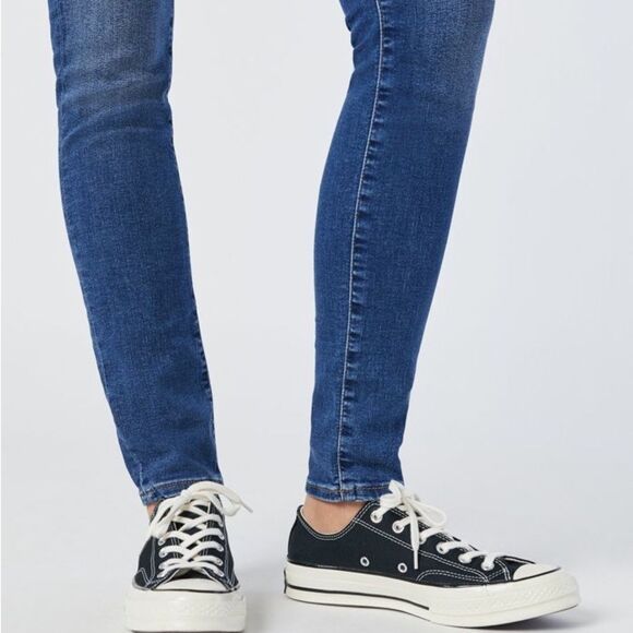 MAVI gold Alexa Skinny Jeans
Midrise size 27 Light Weight NWT - Picture 5 of 8